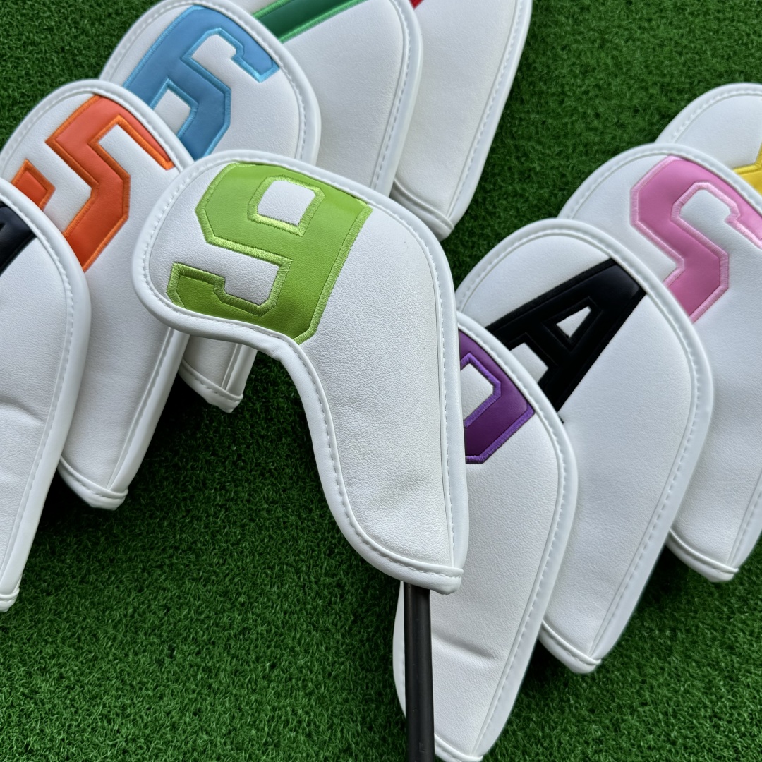 Housses de tête de club de gol - Golf Equipment Rack avis et prix